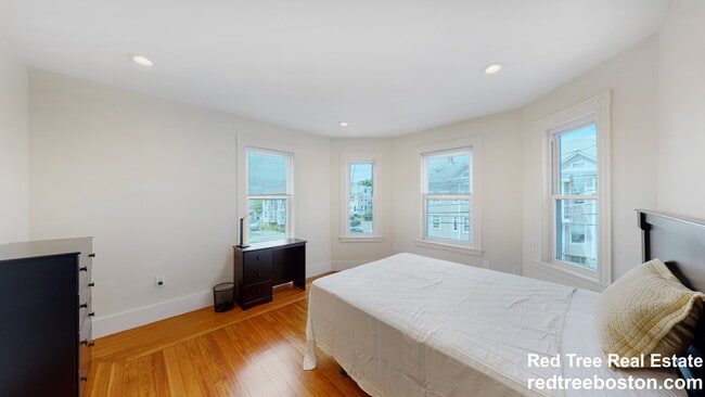 Photo - 5-7 Chester Ave. Unit 2 Unit 2