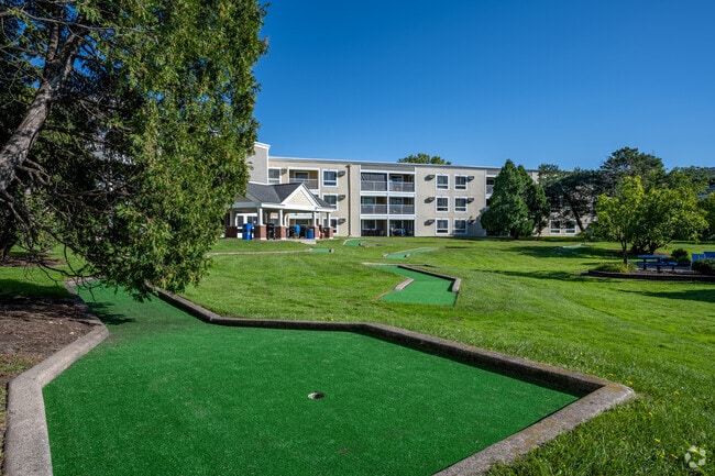 Mini-Golf Course
