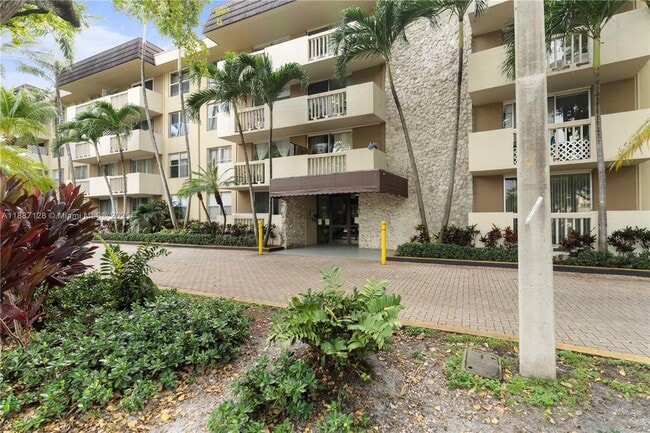 Building Photo - 1800 Sans Souci Blvd Unit 132