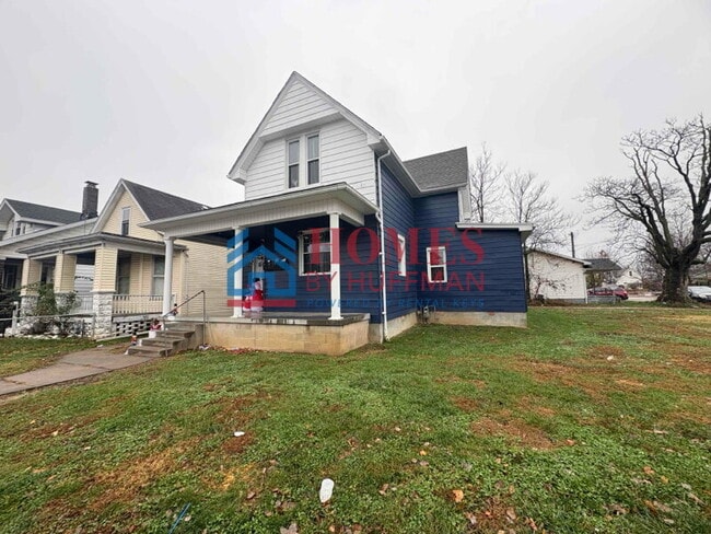 Building Photo - One Bedroom | Upstairs Unit D