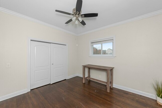 Photo - 917 W Waveland Ave Unit 1A