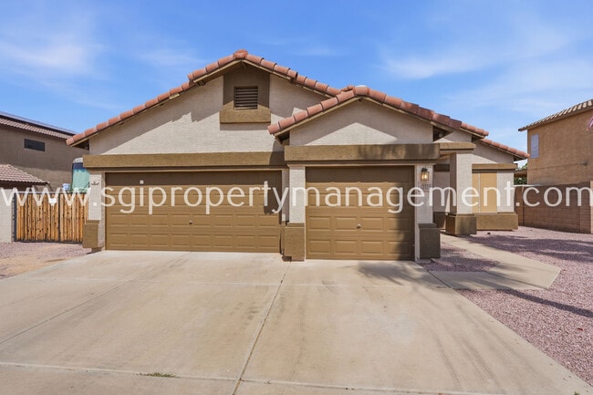 Building Photo - 13178 W Rimrock St