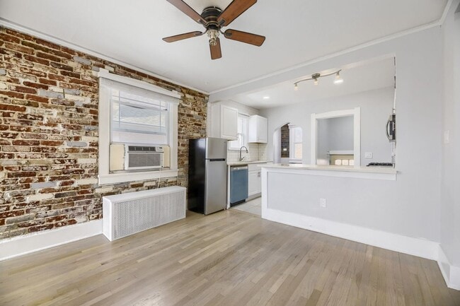 Photo - LOCATION LOCATION! Charming and updated bungalow located just west of Wash Park!!  Move in Specia...