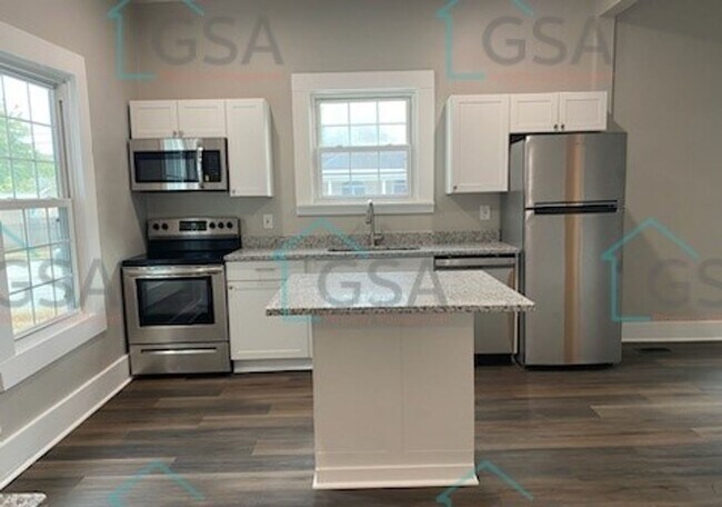 Photo - 2 Bedroom 2 Bath Available!