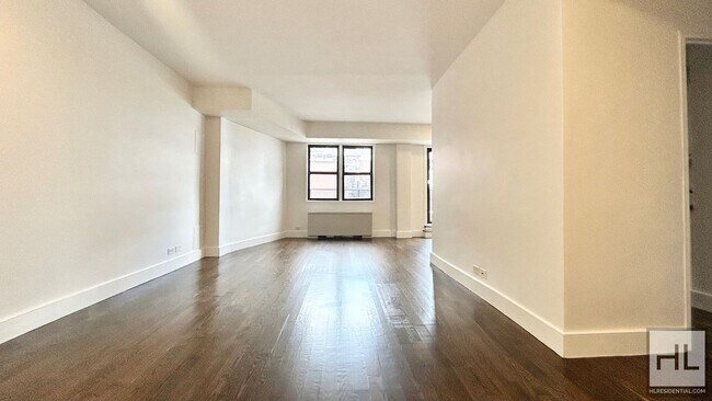 EAST 63 STREET - EAST 63 STREET Apartment Unit PHC00