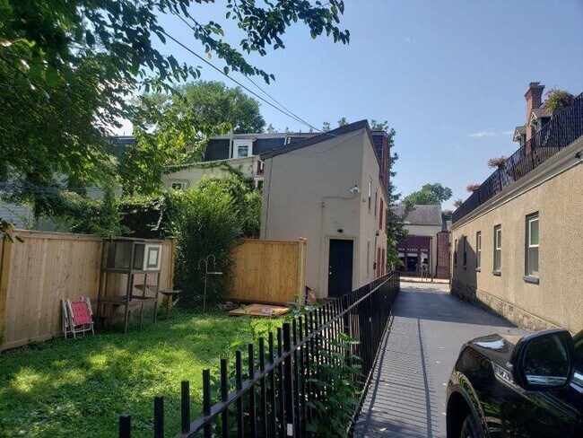 Photo - 8409 Germantown Ave Apartamentos Unidad 2nd