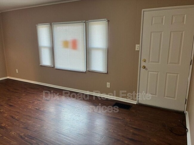 Photo - 1003 Sorg Pl