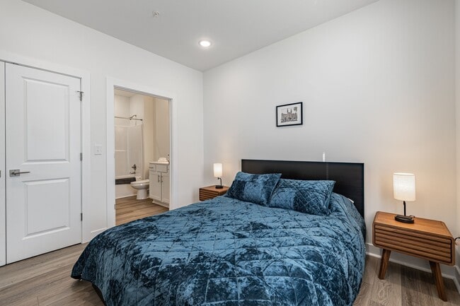 Queen size bed