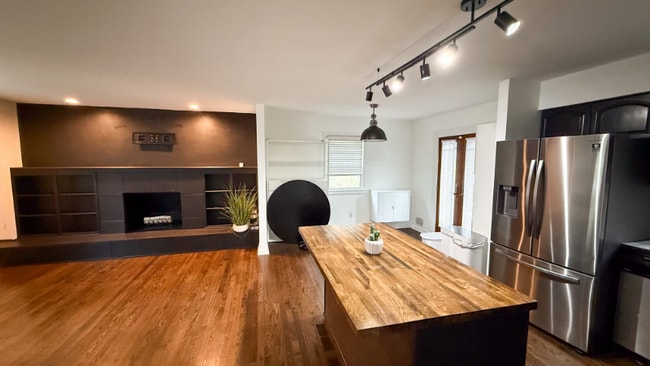 Photo - 5002 Woodson Rd