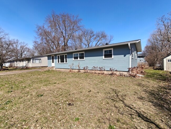 SIDE - 2212 Bartlett Ave