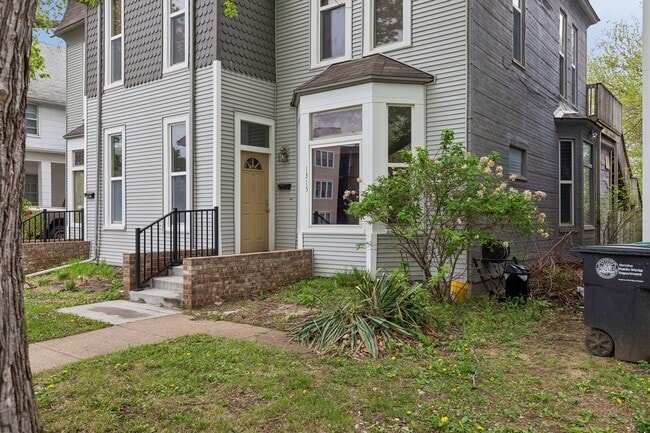 Photo - 2 Bedroom In Field Club!!