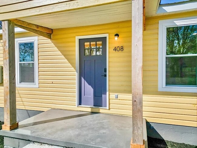 Photo - 408 Green Acres Dr