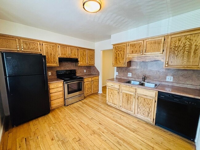 Photo - 2502 Ridge Rd
