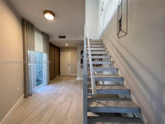 Photo - 1000-1099 99th St Unit 6