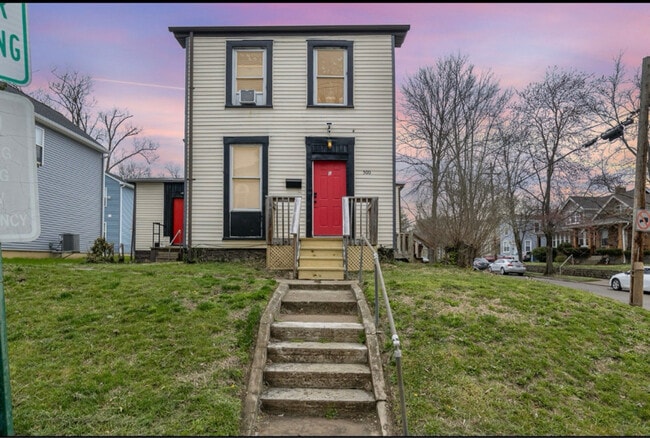 Building Photo - 500 W Wyoming Ave