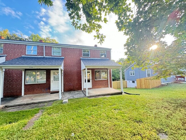 Building Photo - 2Bd/1Ba Townhome in Granite Quarry across from Elementary