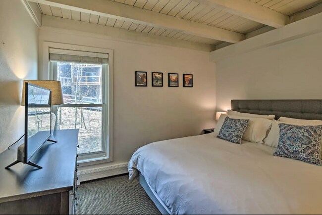 Photo - 2400 Lodgepole Cir Condo Unit D107