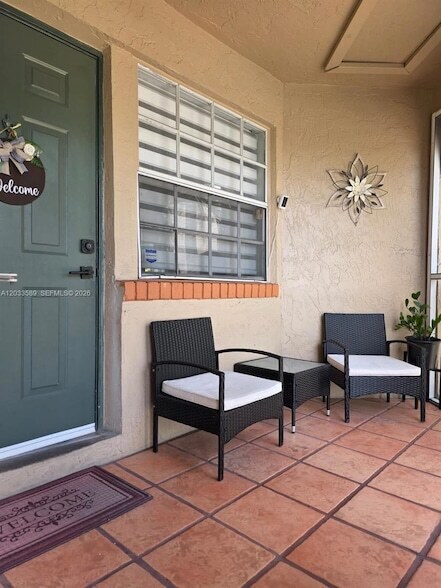 Photo - 301 SW 86th Ave Unidad 204