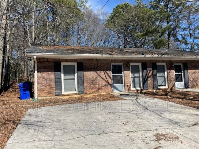 Photo - 1042 Chestnut Oak Ct NE Unit A