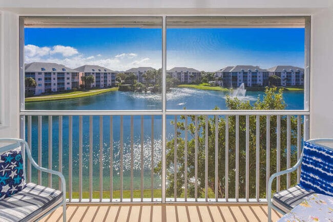 Building Photo - 353 S US Hwy 1 Unit A408