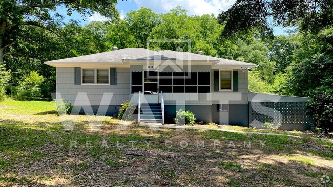 Building Photo - 3 Bedroom Home in Forestdale