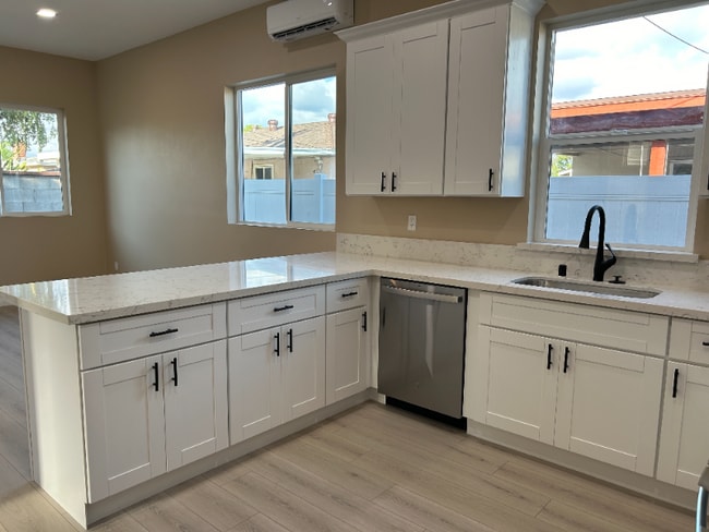 Photo - 201 S Mockingbird Ln