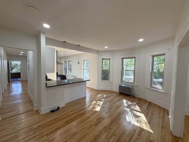 Photo - 33 Richards St Unit 1