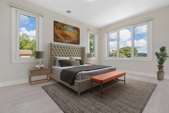 Building Photo - 527 Union Ave Unit 1D