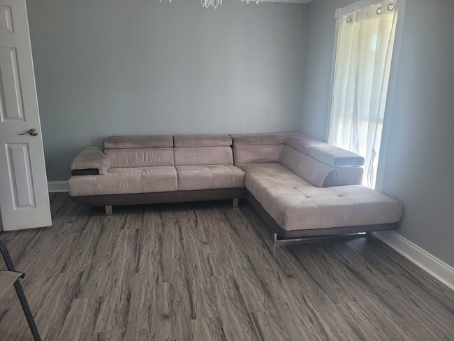 Photo - 41 Cabernet Dr