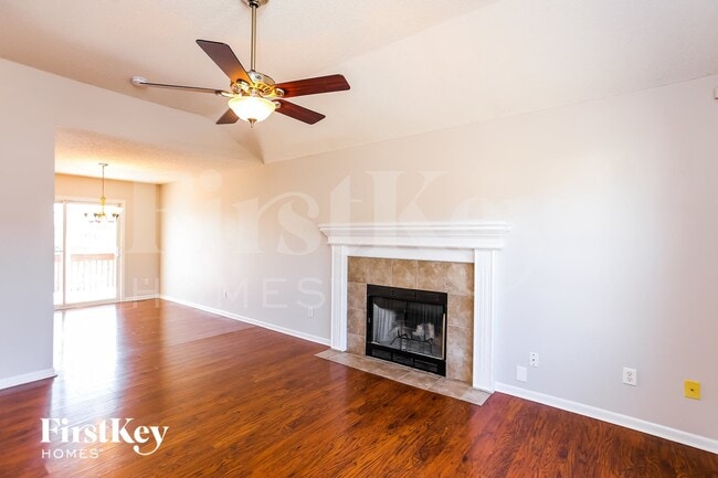 Photo - 419 N Queen Ridge Ave
