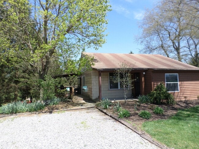Photo - 1806 Brooksfield Rd