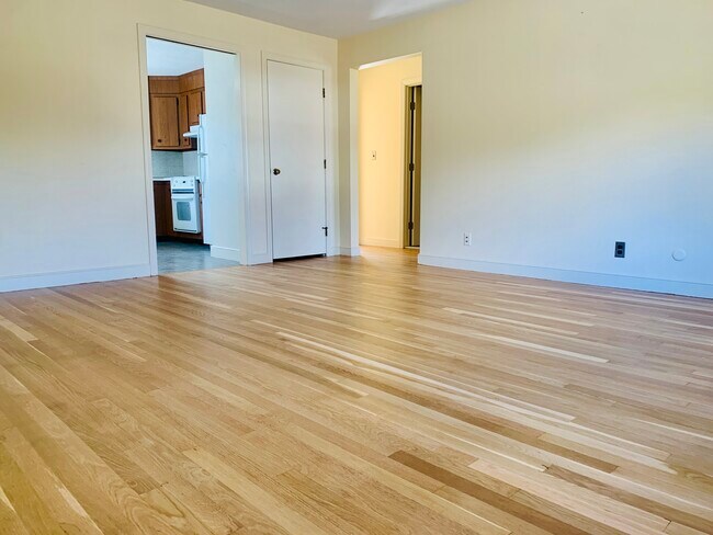 Photo - 145 Emerson Gardens Rd Unit 145