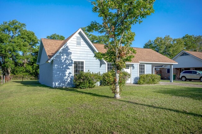 Photo - Charming 3-Bed, 1-Bath Home - Fully Remodeled & Move-In Ready!