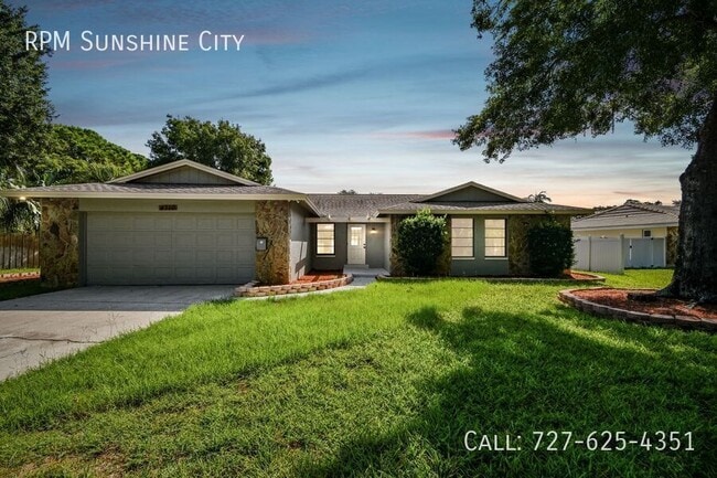 Building Photo - 4310 Columbus Way S