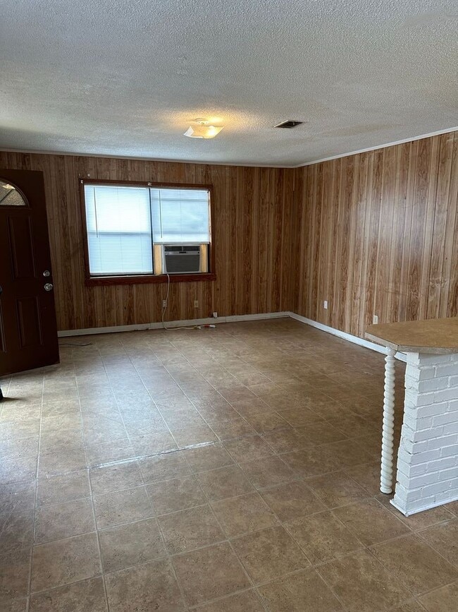 Photo - 712 S Park St