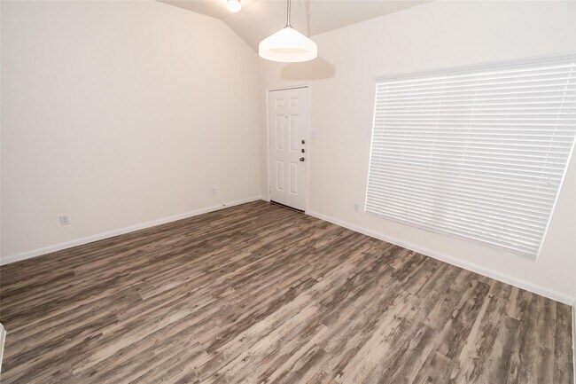 Photo - 25 Laguna Bend Dr