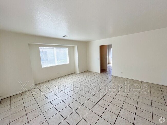 Building Photo - 34700 Marcia Rd Unit #3 Rental