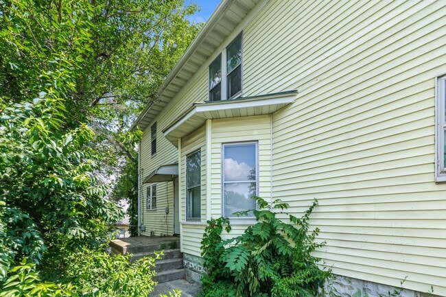 Photo - 1606/1608 W High St. Unit 1608 1/2
