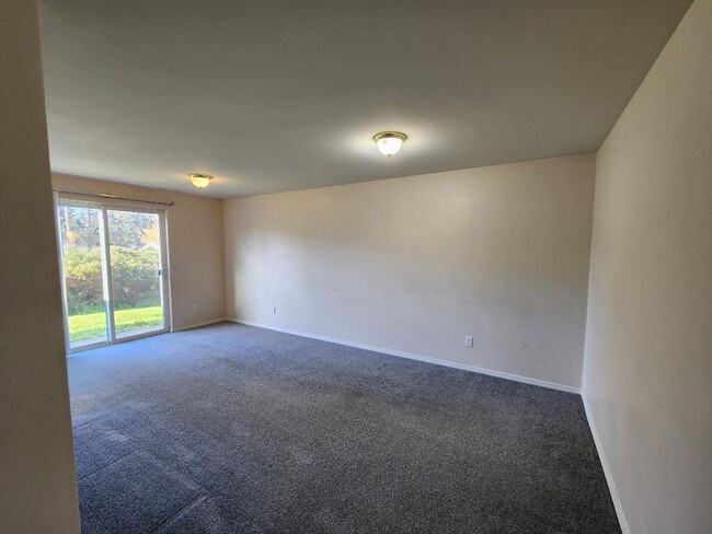 Photo - 4850 48th Loop Unit #A