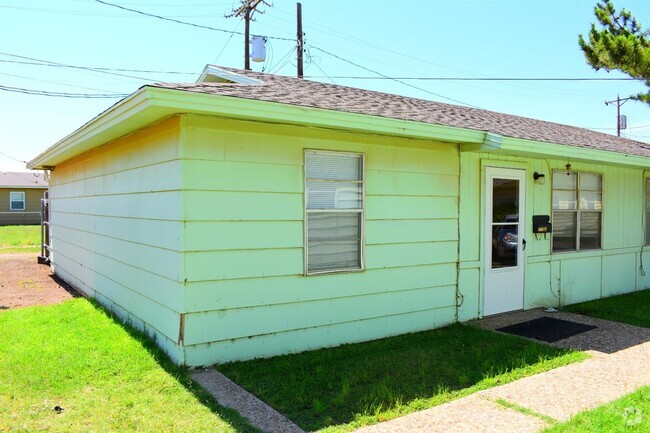 Building Photo - 3414 Nashville Ave Rental