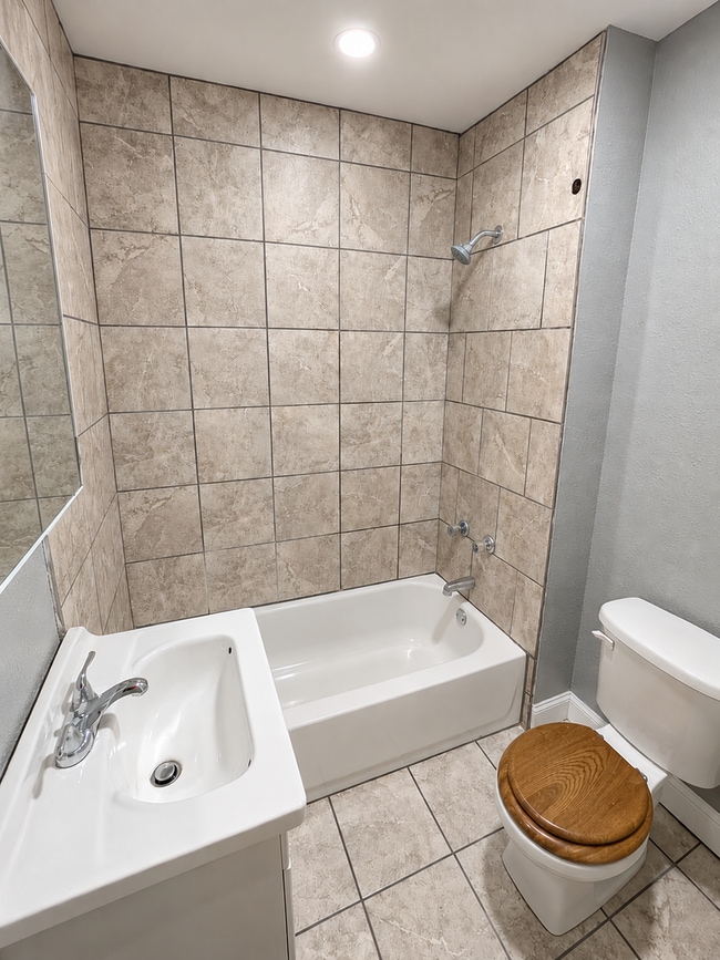 Photo - Charming 2BD/1BA with Garage