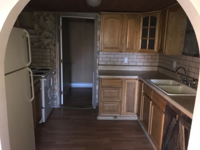 Photo - 10032 Hwy 421 S