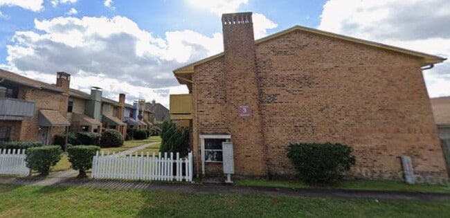 Building Photo - 4131 Arthur Ln