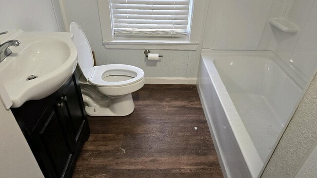 Photo - 83 W Main St