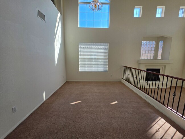 Photo - Rhodes Ranch 5 Bedroom, 3 Car Garage Home