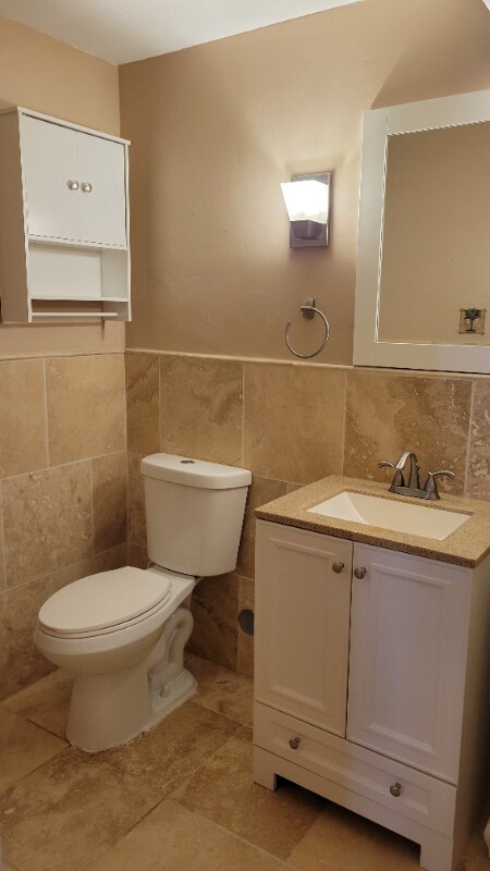 Photo - 807 Whisper Cove Rd