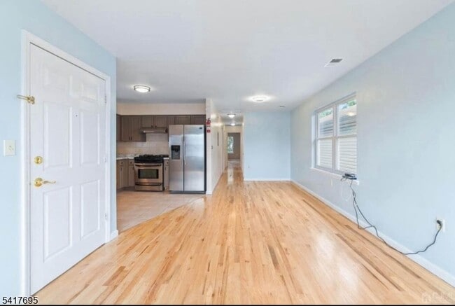 Photo - 309 Court St