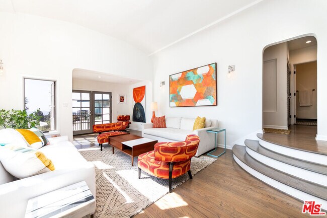 Photo - 1761 N Orange Grove Ave