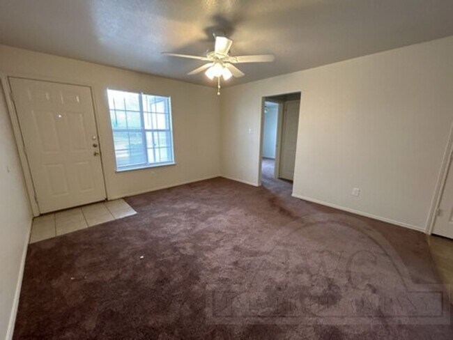 3307 Toledo Dr Unidad 3307 Toledo Dr Unit A
