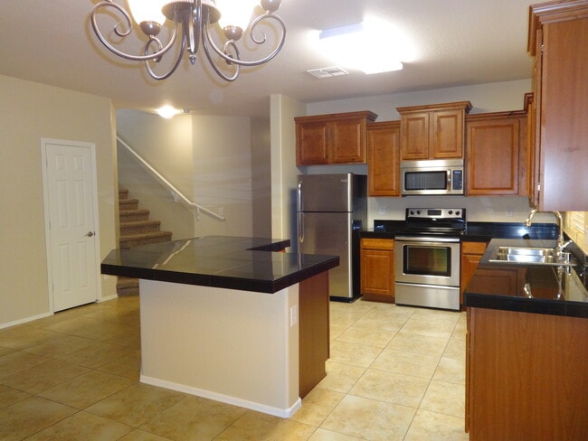 7600 W Spur Dr